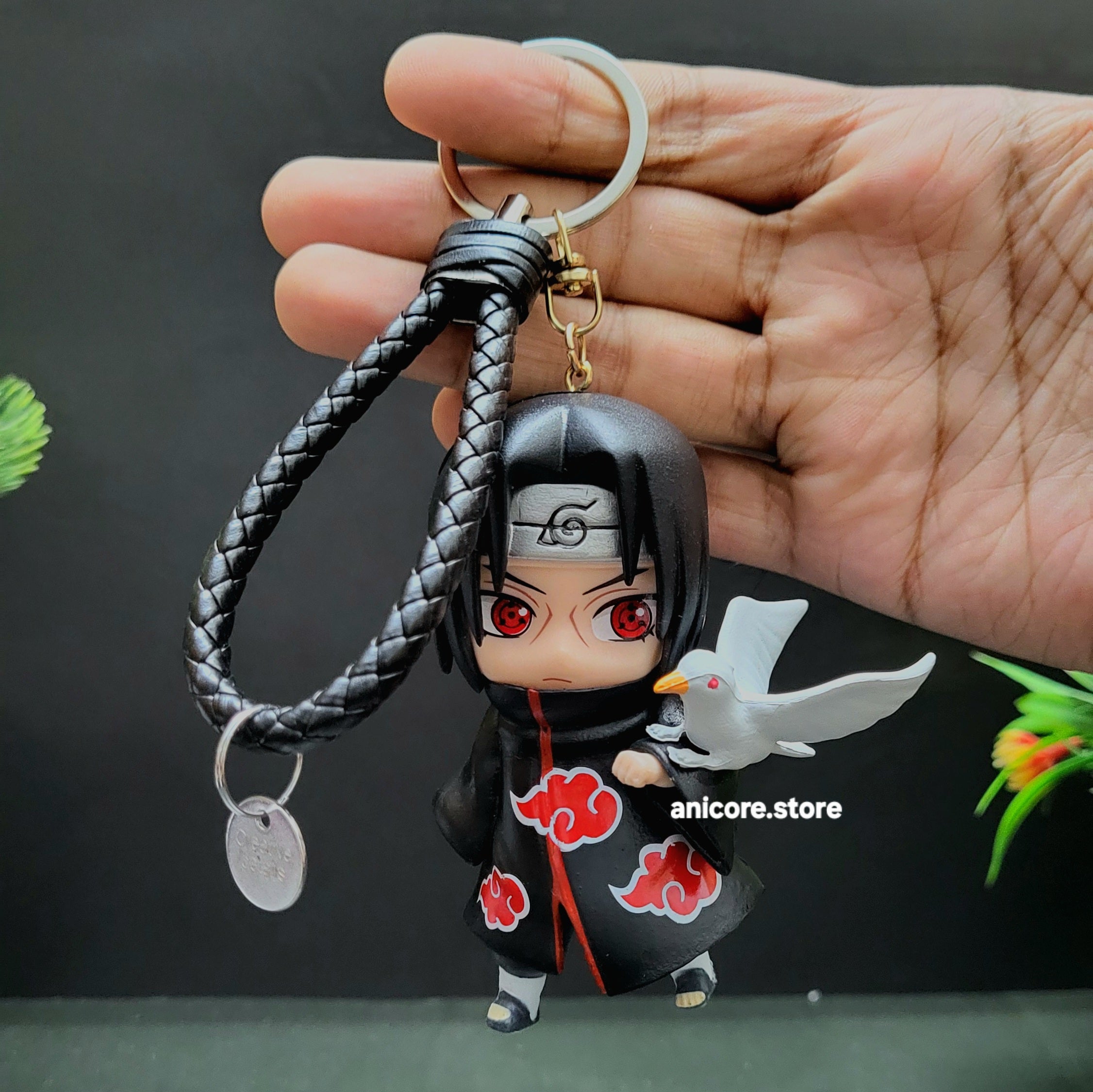 Uchiha Itachi large ornament/keychain - large size